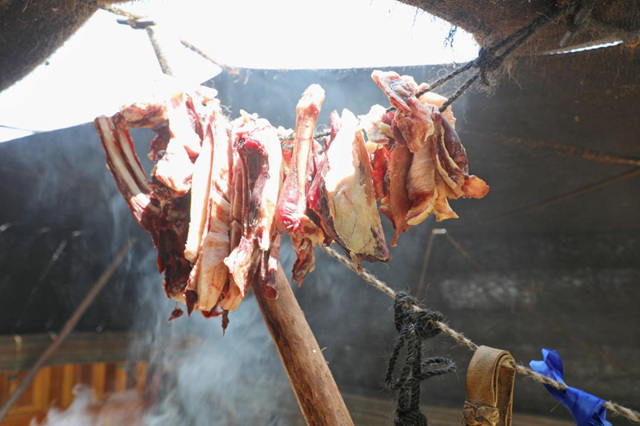 天峻縣特色美食草膘羊。天峻縣委宣傳部供圖